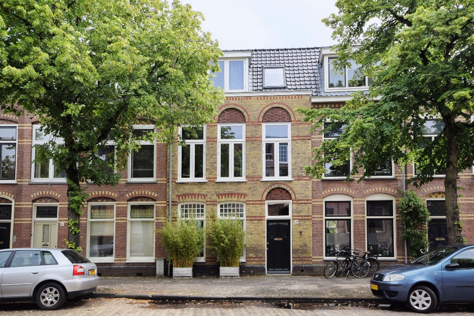 Thumbnail of Woning renovatie, uitbouw en dakopbouw – Haarlem Noord