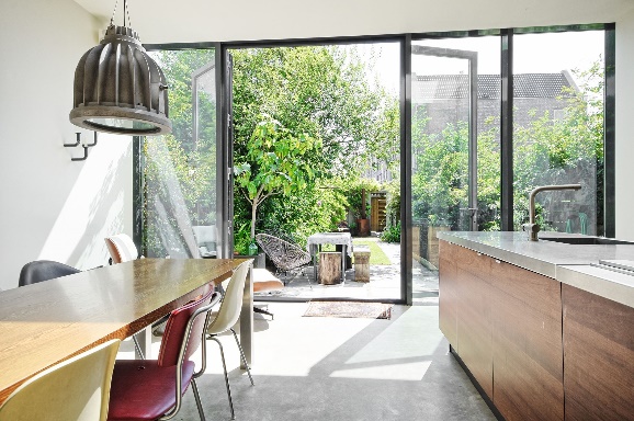 Thumbnail of Woning renovatie, uitbouw en dakopbouw – Haarlem Noord