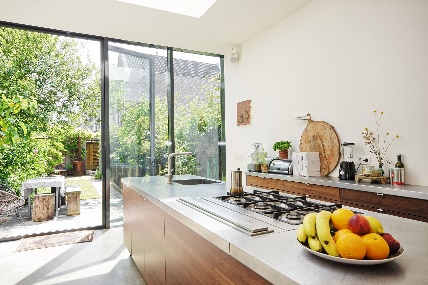Woning renovatie, uitbouw en dakopbouw – Haarlem Noord